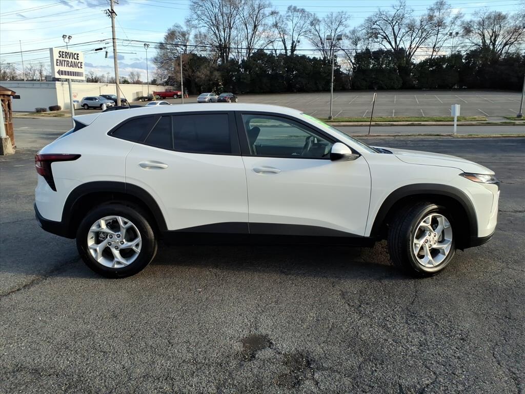 New 2026 Chevrolet Trax LS SUV