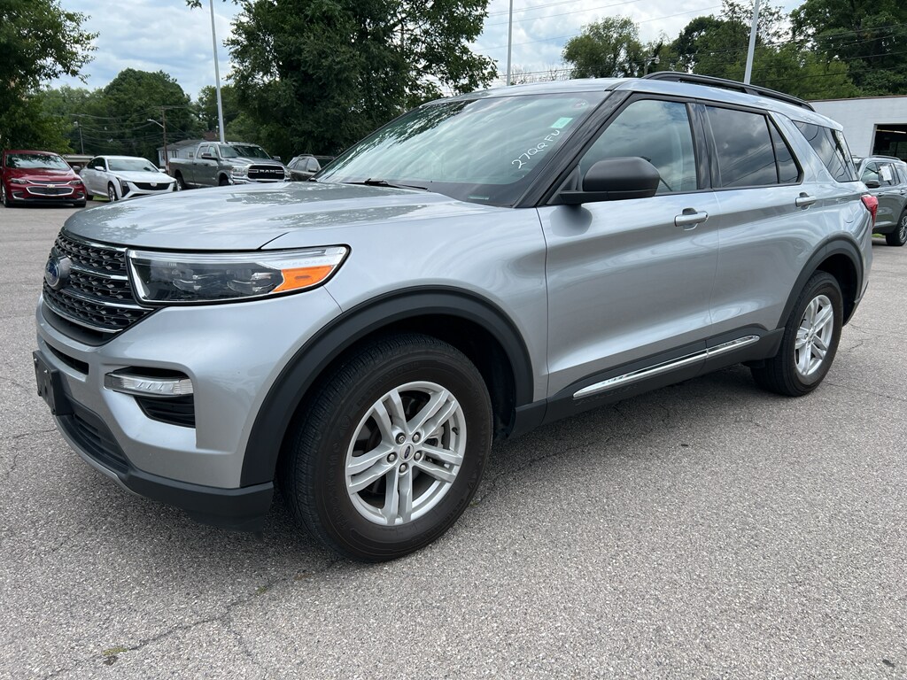Used 2024 Ford Explorer XLT SUV