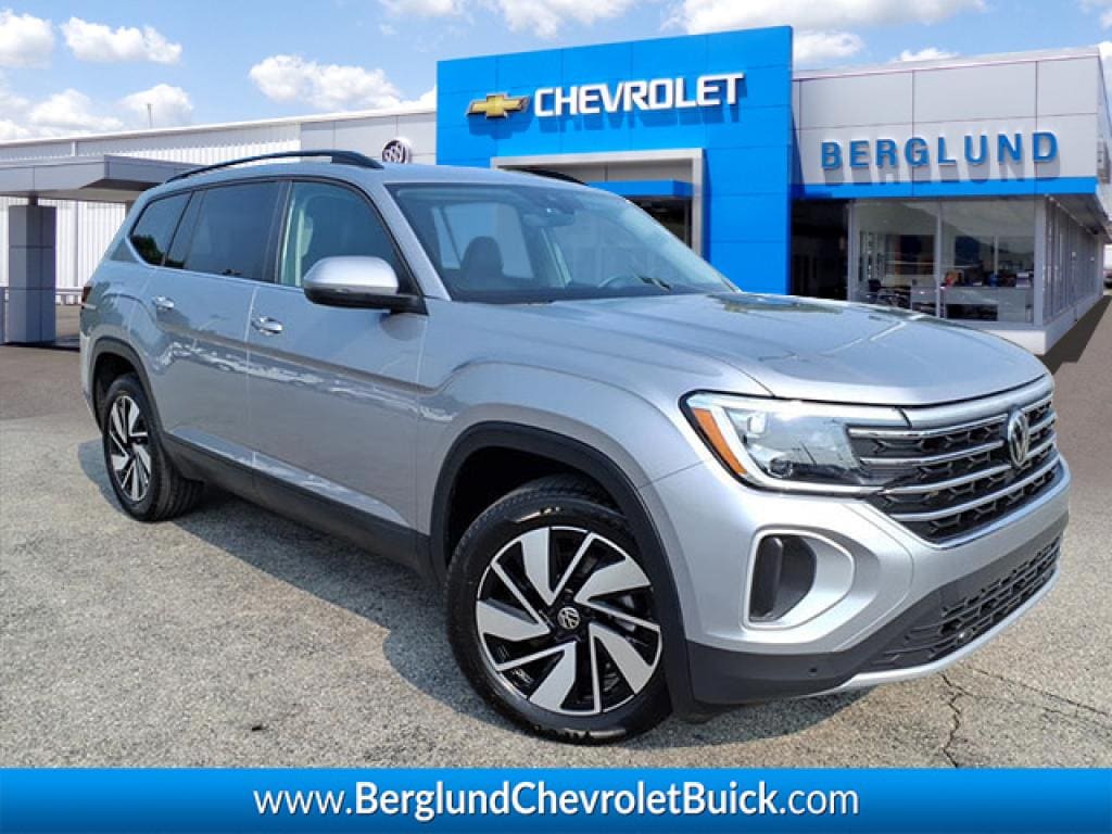 Used 2025 Volkswagen Atlas 2.0T SE w/Technology