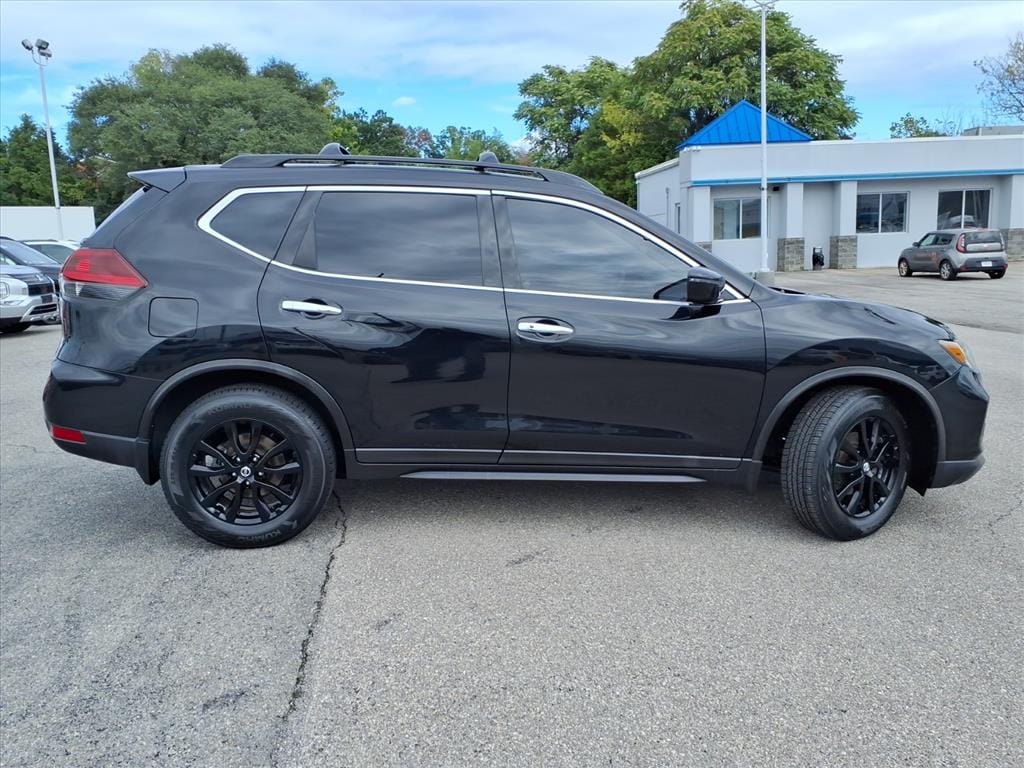 Used 2018 Nissan Rogue SV SUV