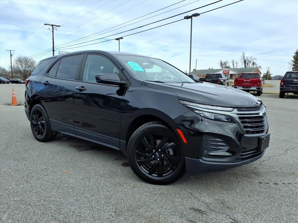 Used 2023 Chevrolet Equinox LS SUV