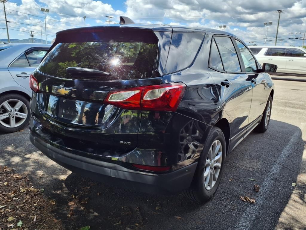 2020 Chevrolet Equinox LS photo 2