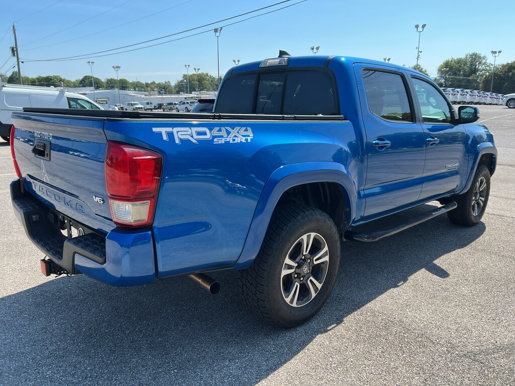 Used 2016 Toyota Tacoma TRD Sport Truck