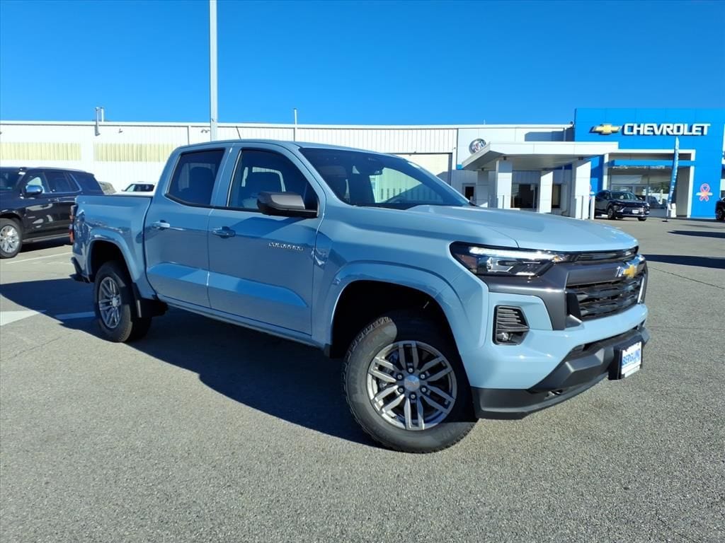 New 2025 Chevrolet Colorado WT/LT Truck