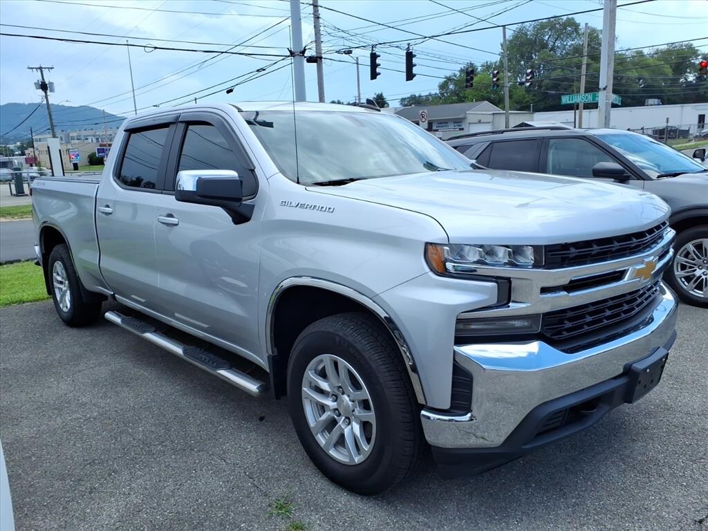 Used 2020 Chevrolet Silverado 1500 LT Truck