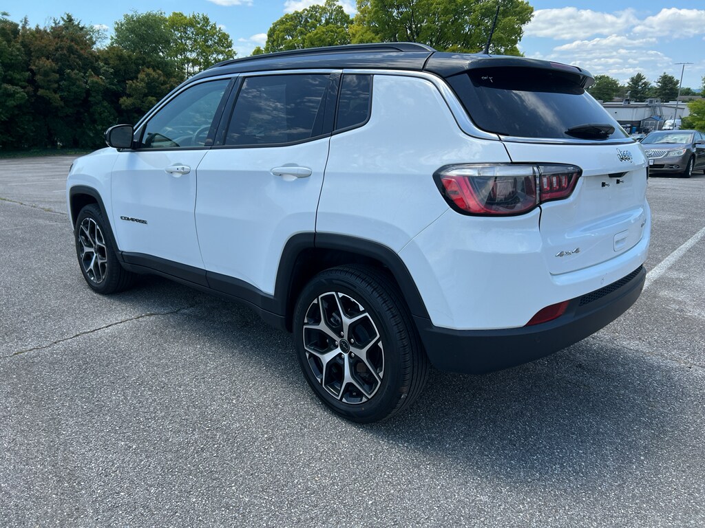 Used 2025 Jeep Compass Limited 4x4 SUV