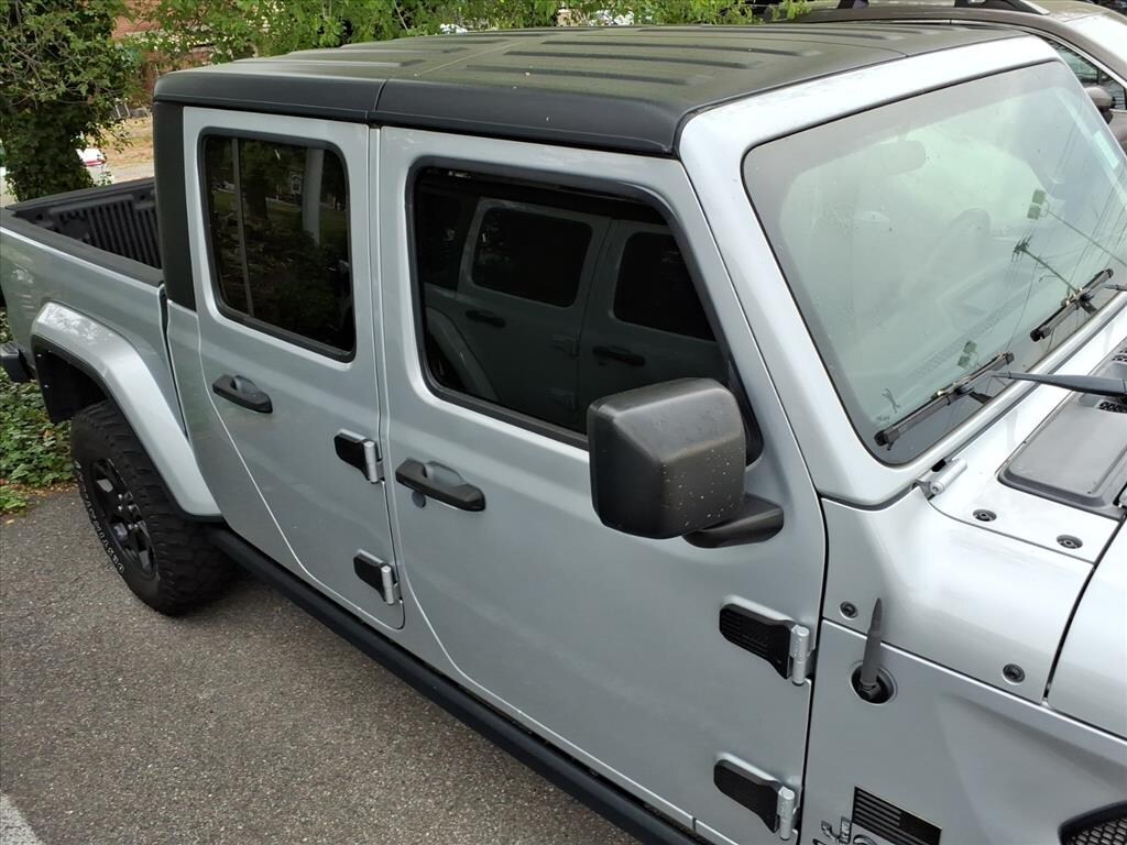 Used 2022 Jeep Gladiator Willys