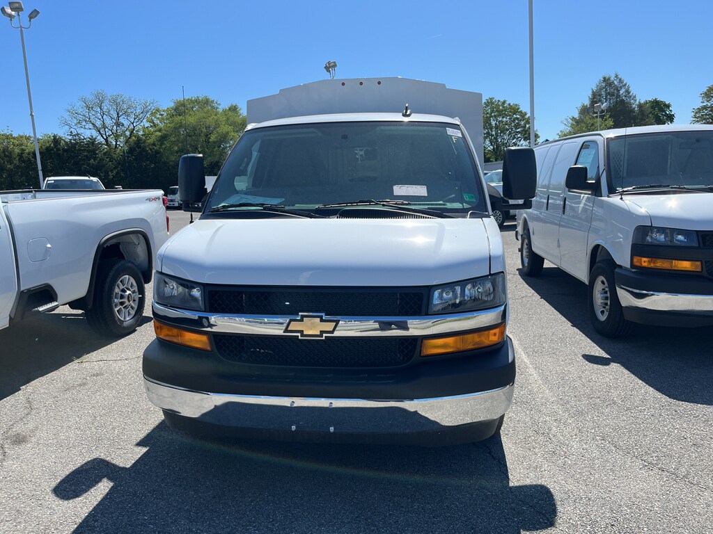 New 2025 Chevrolet Express Cutaway 3500 1WT Cutaway Van