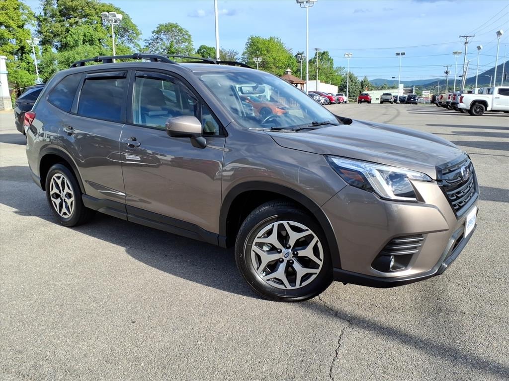 Used 2024 Subaru Forester Premium SUV