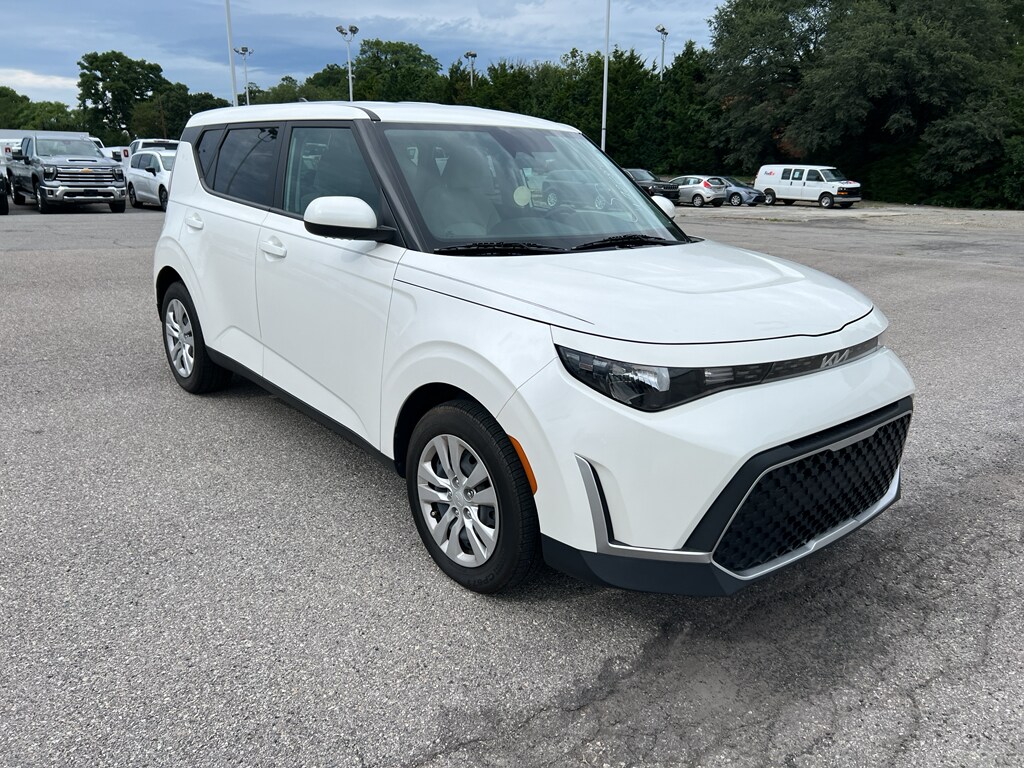 Used 2023 Kia Soul LX Crossover