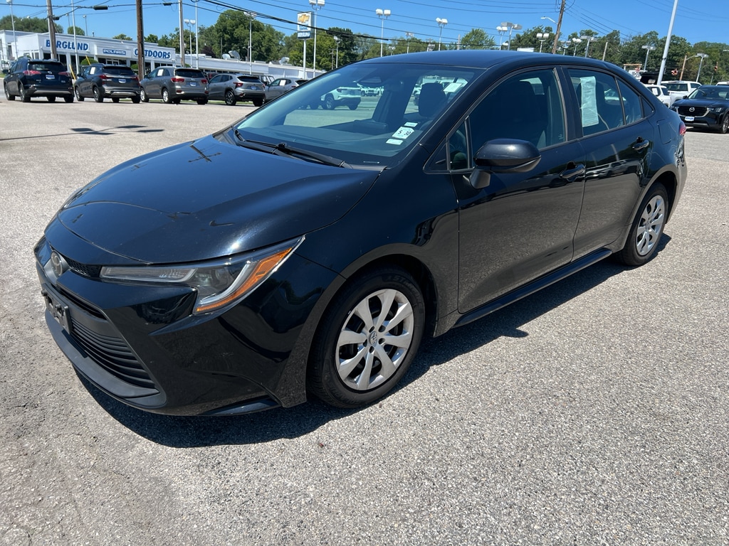 Used 2023 Toyota Corolla LE
