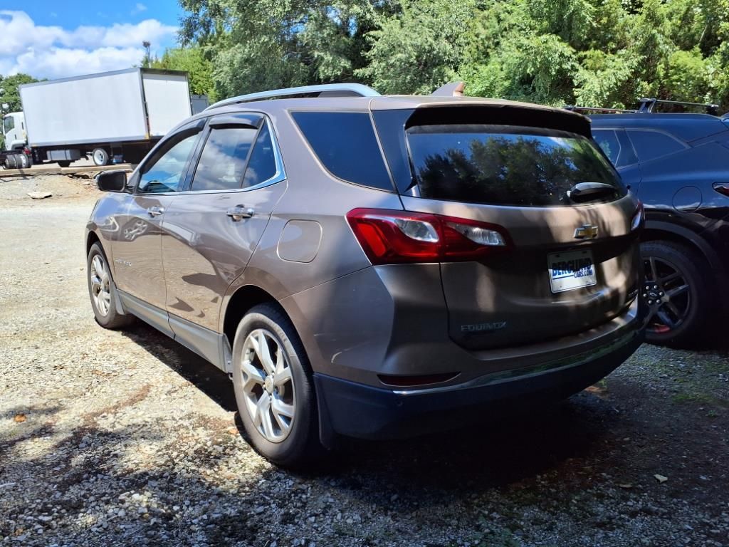 2019 Chevrolet Equinox Premier photo 2
