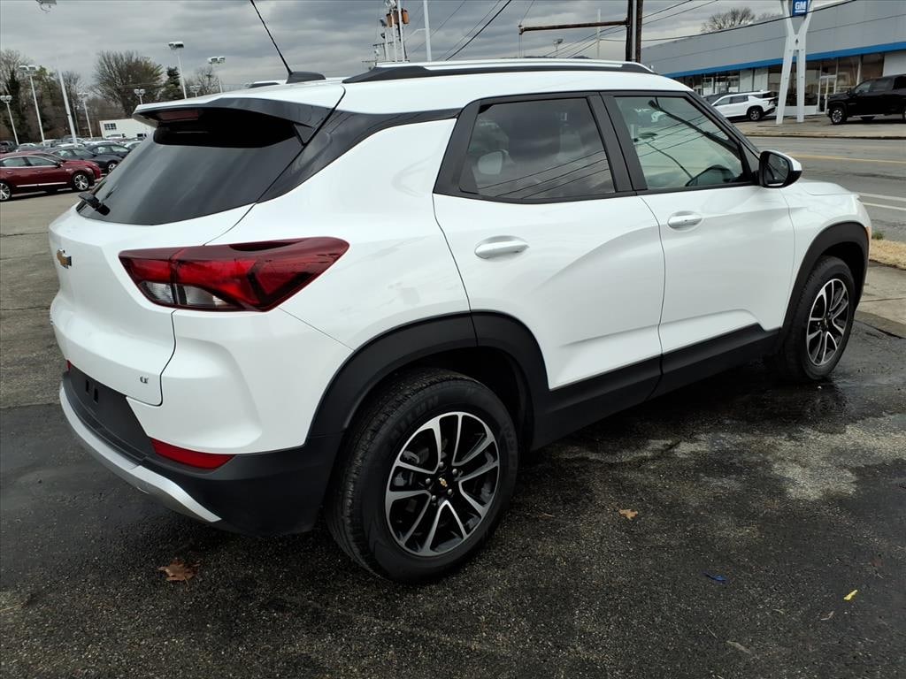 Used 2025 Chevrolet Trailblazer LT SUV