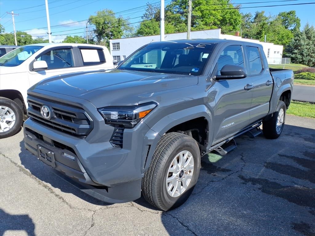 Used 2025 Toyota Tacoma SR5 Truck