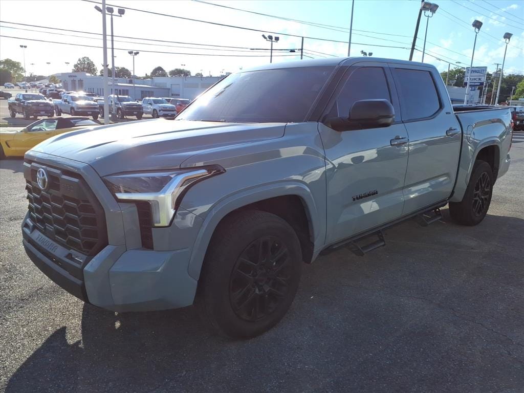 2023 Toyota Tundra SR5 3.4L 4WD CrewMax 5.5' Bed's photo