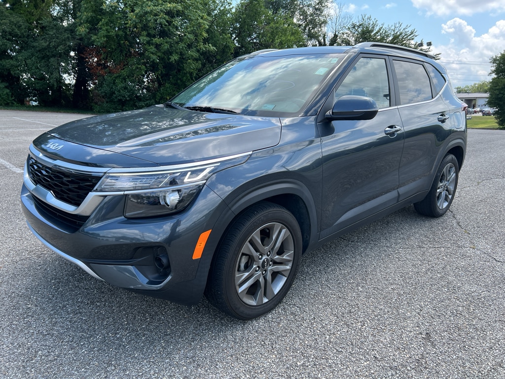 Used 2022 Kia Seltos S SUV