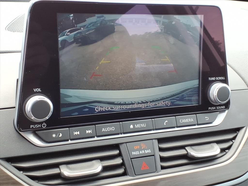 2025 Nissan Altima SV - Photo 30