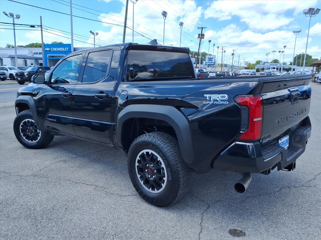 2025 Toyota Tacoma TRD Off Road - Photo 6