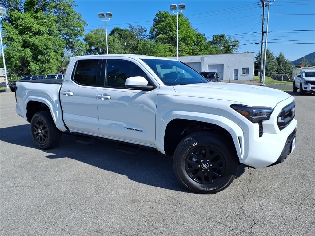 Used 2024 Toyota Tacoma SR5 Truck