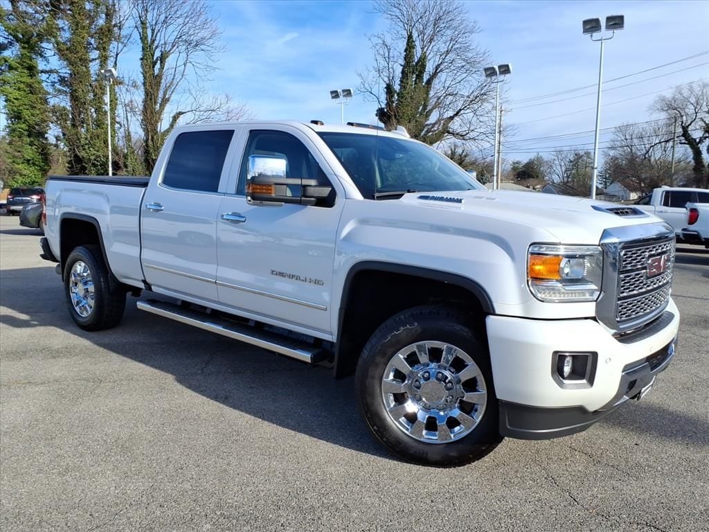 2019 GMC Sierra 2500 Denali HD Denali's photo