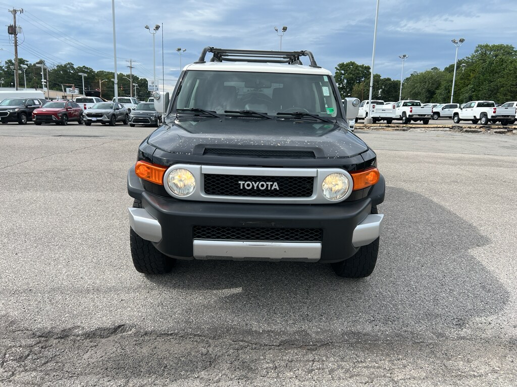 Used 2011 Toyota FJ Cruiser SR SUV