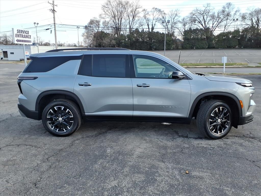 New 2026 Chevrolet Traverse LT SUV
