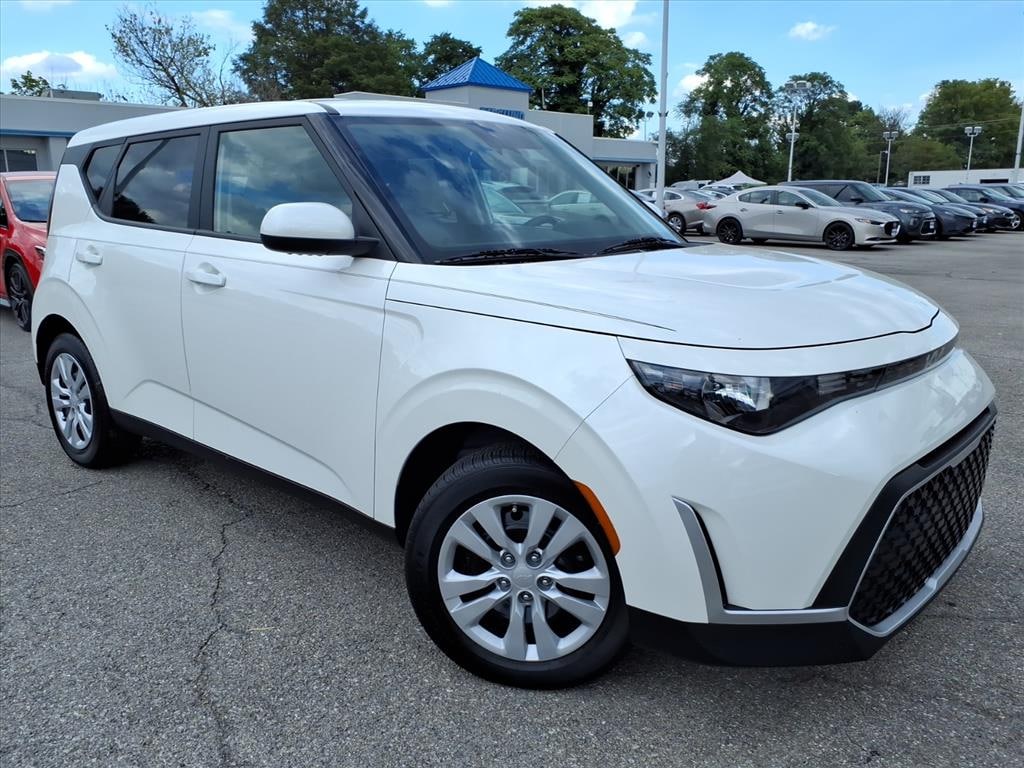 Used 2023 Kia Soul LX Crossover