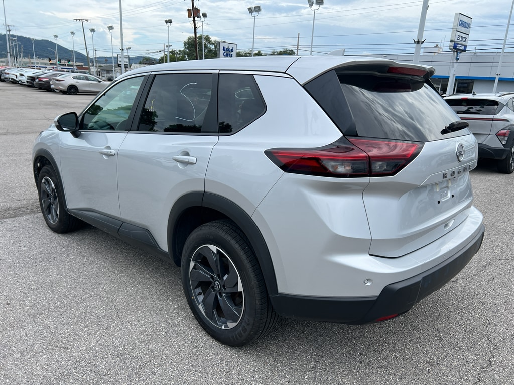 2025 Nissan Rogue SV - Photo 7