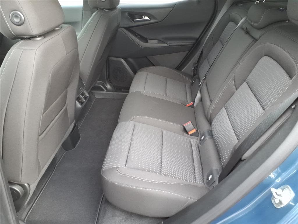 2026 Chevrolet Equinox LT - Photo 10