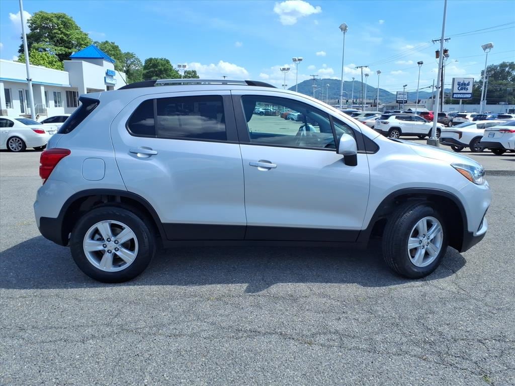 Used 2022 Chevrolet Trax LT SUV
