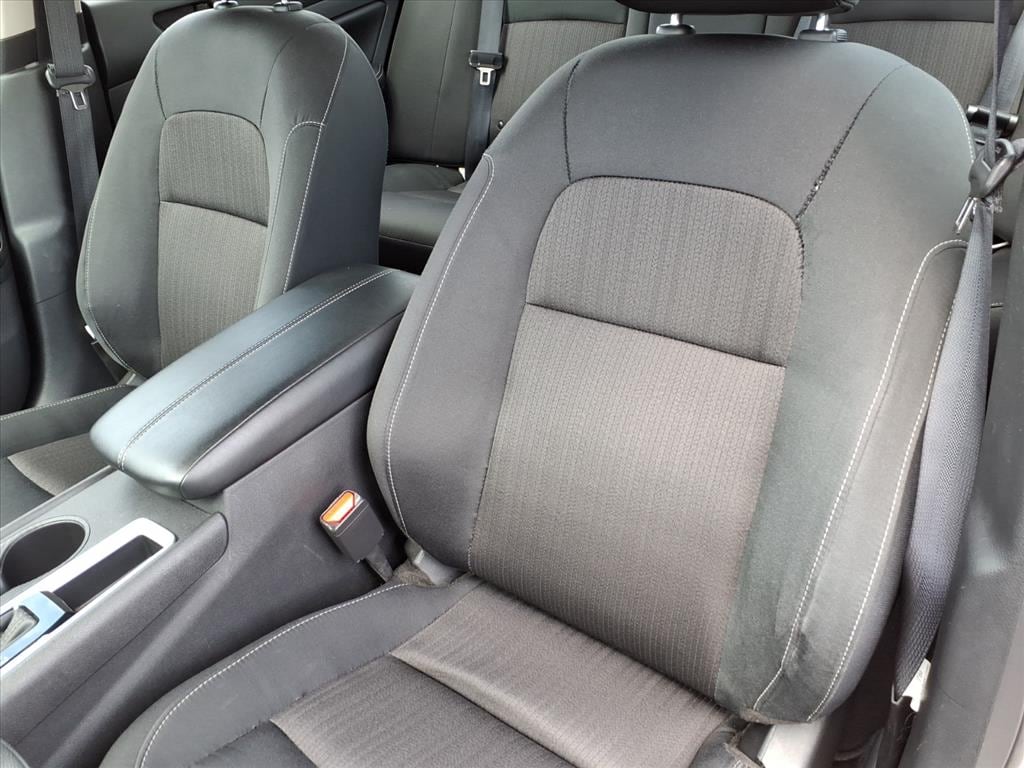 2025 Nissan Altima SV - Photo 18