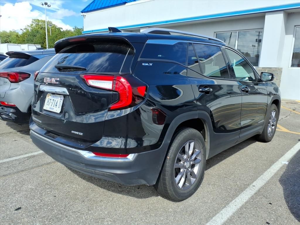 2024 Gmc Terrain SLT photo 4
