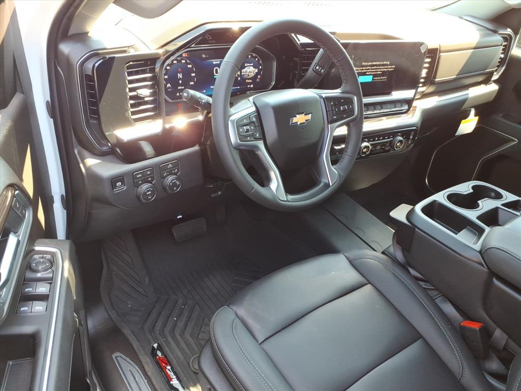2026 Chevrolet Silverado 1500 LT - Photo 10