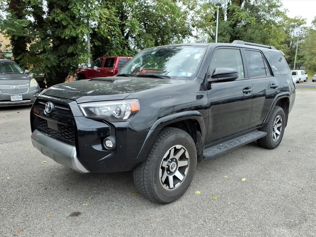 2024 Toyota 4Runner TRD photo 2