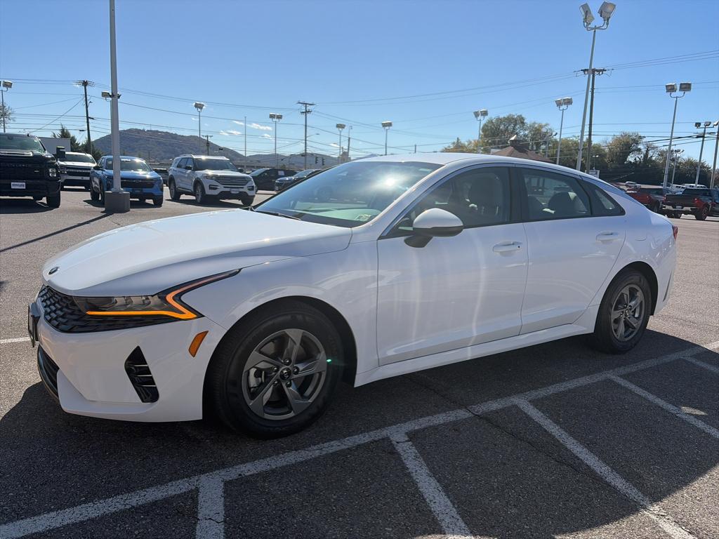 2021 Kia Optima LXS FWD's photo
