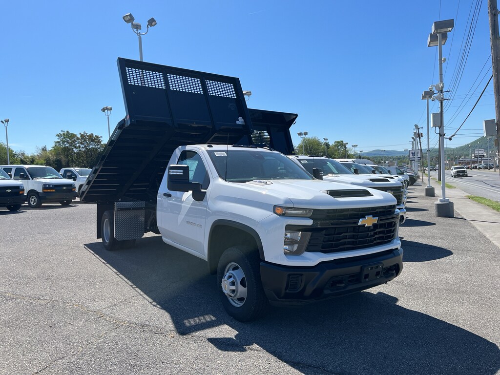New 2025 Chevrolet Silverado 3500 HD Chassis Cab Work Truck Truck