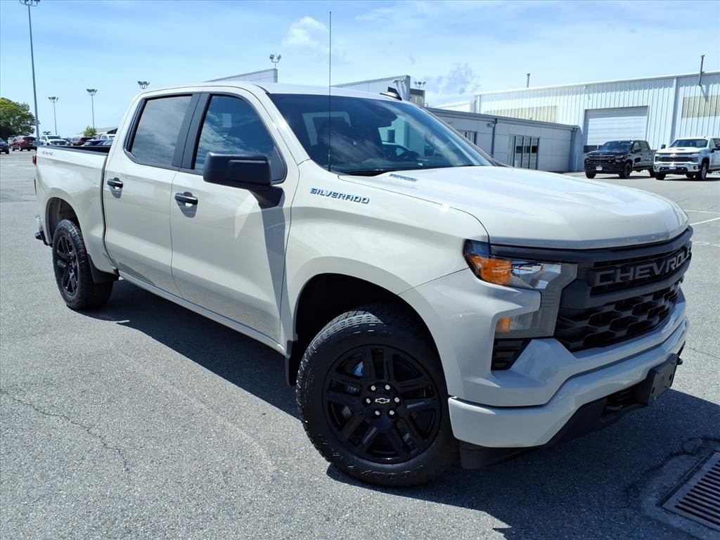 New 2026 Chevrolet Silverado 1500 Custom Truck