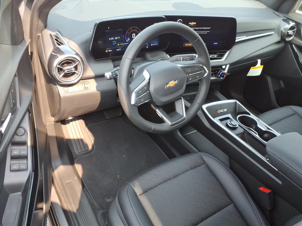 2027 Chevrolet Equinox LT - Photo 13