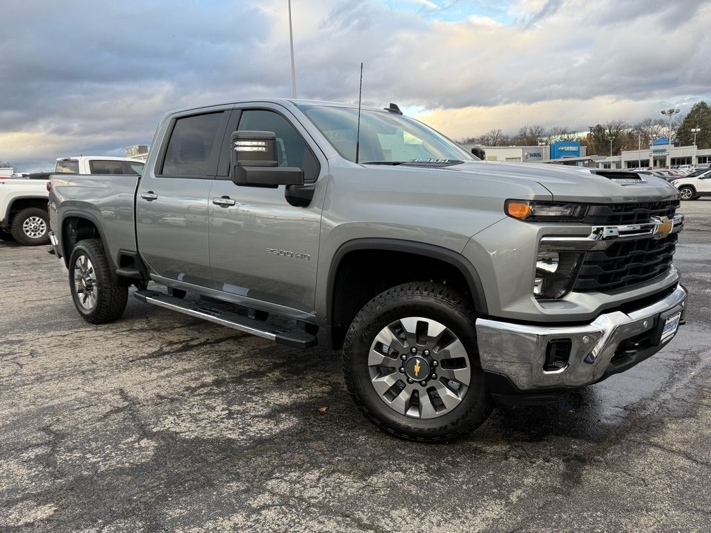 2026 Chevrolet Silverado 2500HD LT's photo