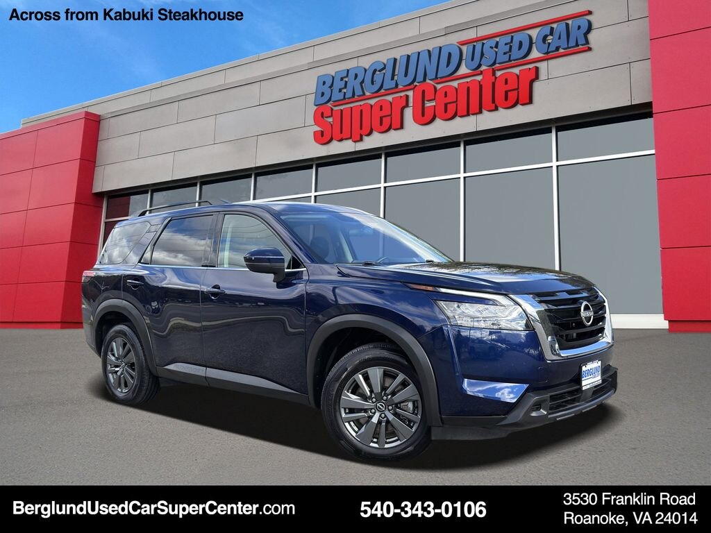 Used 2024 Nissan Pathfinder SV