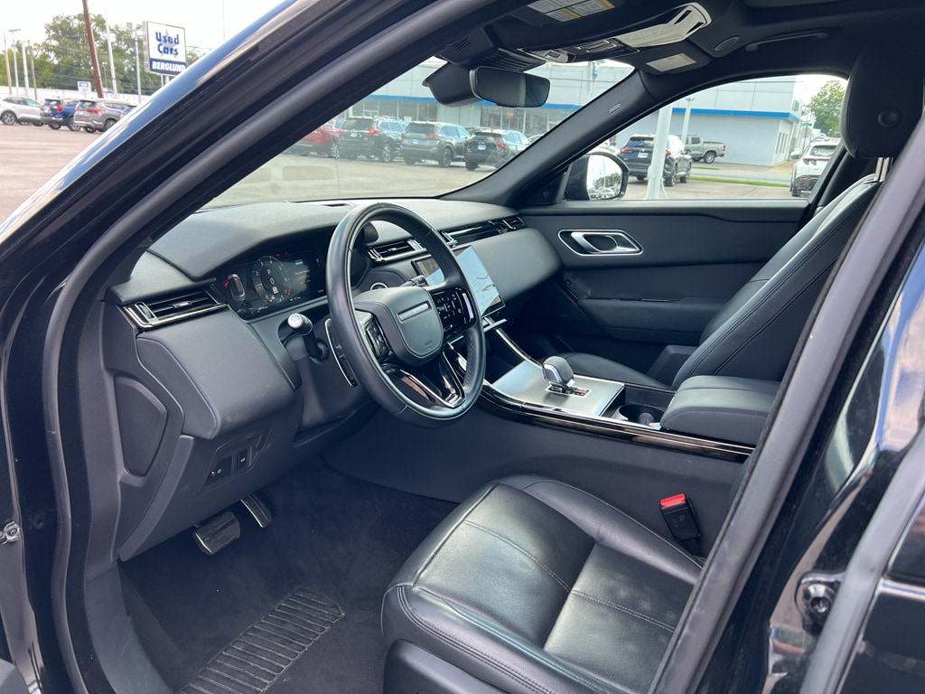 2025 Land Rover Range Rover Velar Dynamic SE - Photo 9