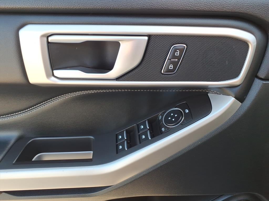 2024 Ford Explorer XLT - Photo 19