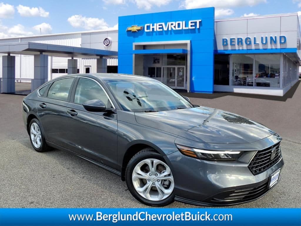 2024 Honda Accord LX's photo