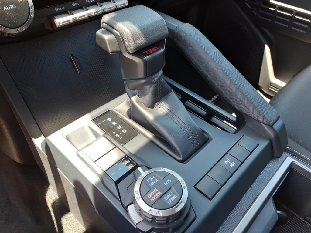 2025 Toyota Tacoma TRD Off Road - Photo 32