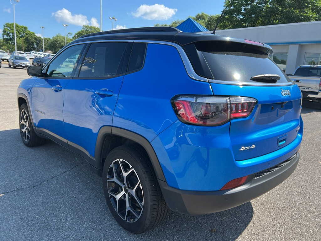 Used 2025 Jeep Compass Limited 4x4 SUV