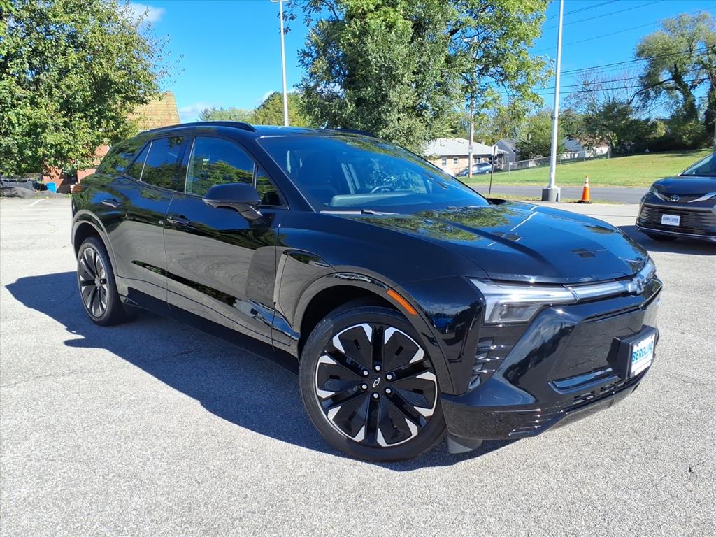 Used 2024 Chevrolet Blazer EV RS with VIN 3GNKDCRJ7RS145205 for sale in Roanoke, VA