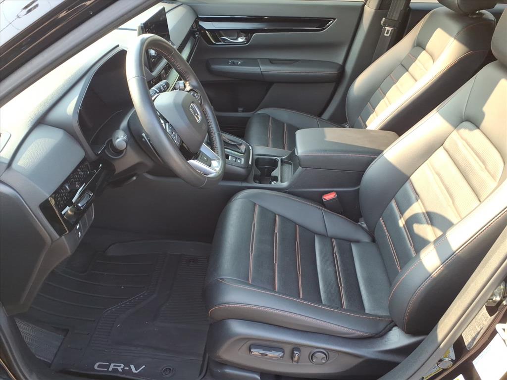 2025 Honda CR-V Sport Touring - Photo 12
