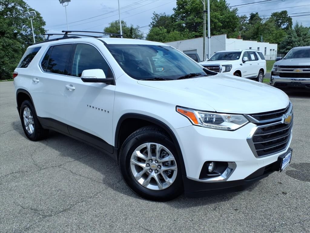 Used 2021 Chevrolet Traverse LT Leather SUV