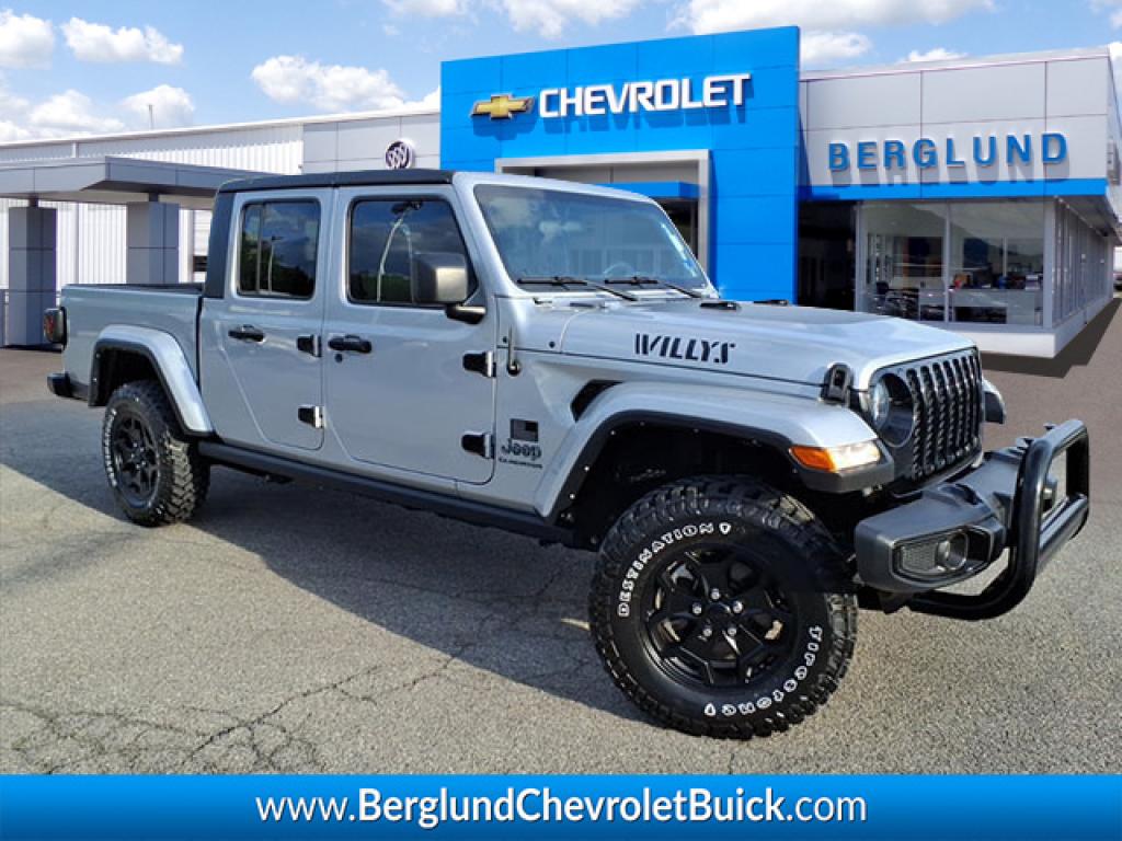 2022 Jeep Gladiator WILLYS's photo