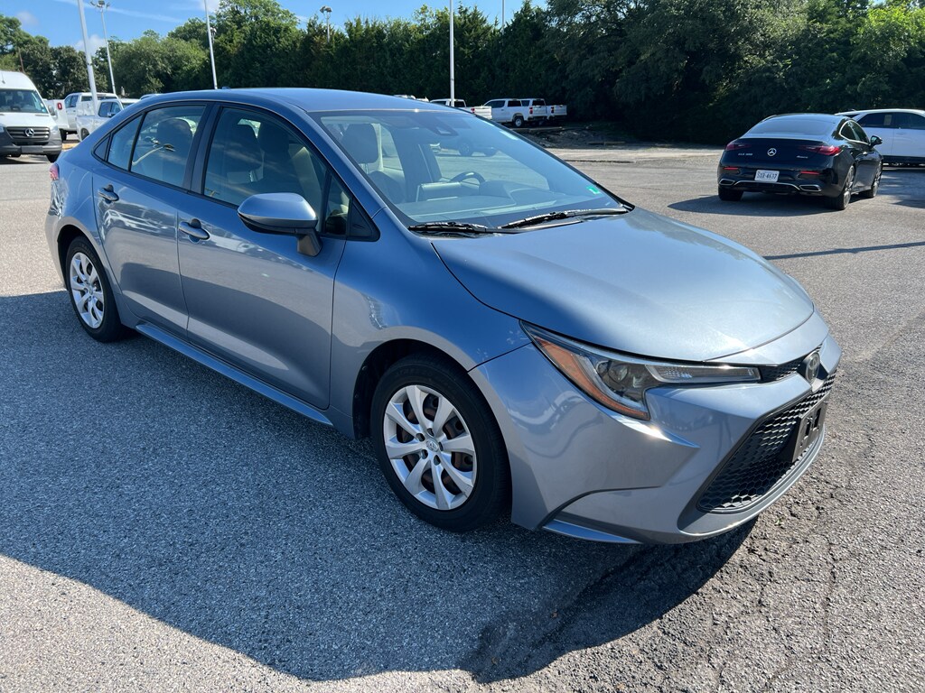 Used 2021 Toyota Corolla LE Sedan